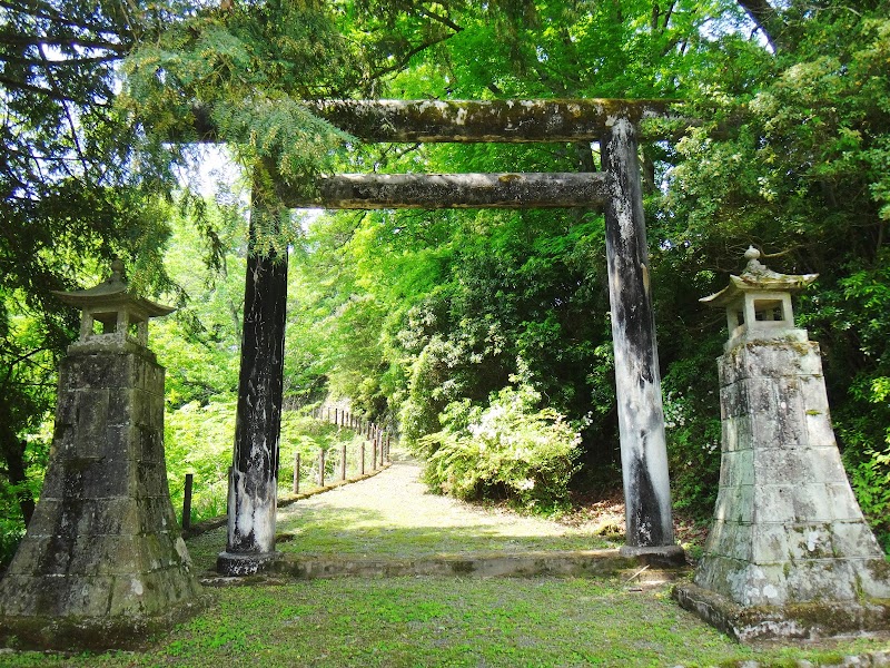 山神社(鯛生山神社)