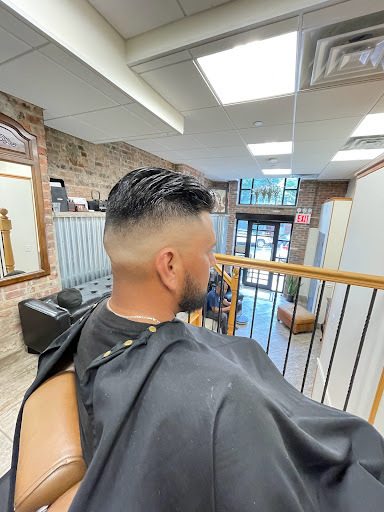 Barber Shop «Basement Barber Shop», reviews and photos, 400 Victory Blvd, Staten Island, NY 10301, USA