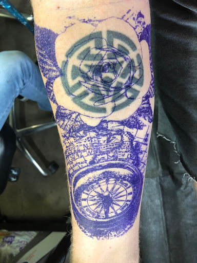 Tattoo Shop «Dark Horse Tattoo Company», reviews and photos, 1111 N Gilbert Rd #108, Gilbert, AZ 85234, USA