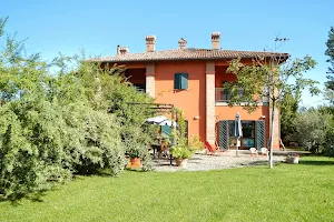 B&B Via Punta 8 - bed & breakfast, holiday home vicino centro di Bologna image