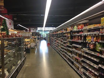New World Supermarket St Martins