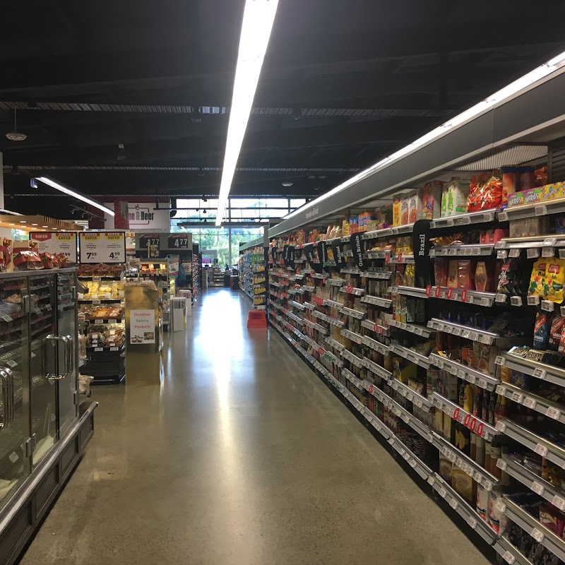 New World Supermarket St Martins