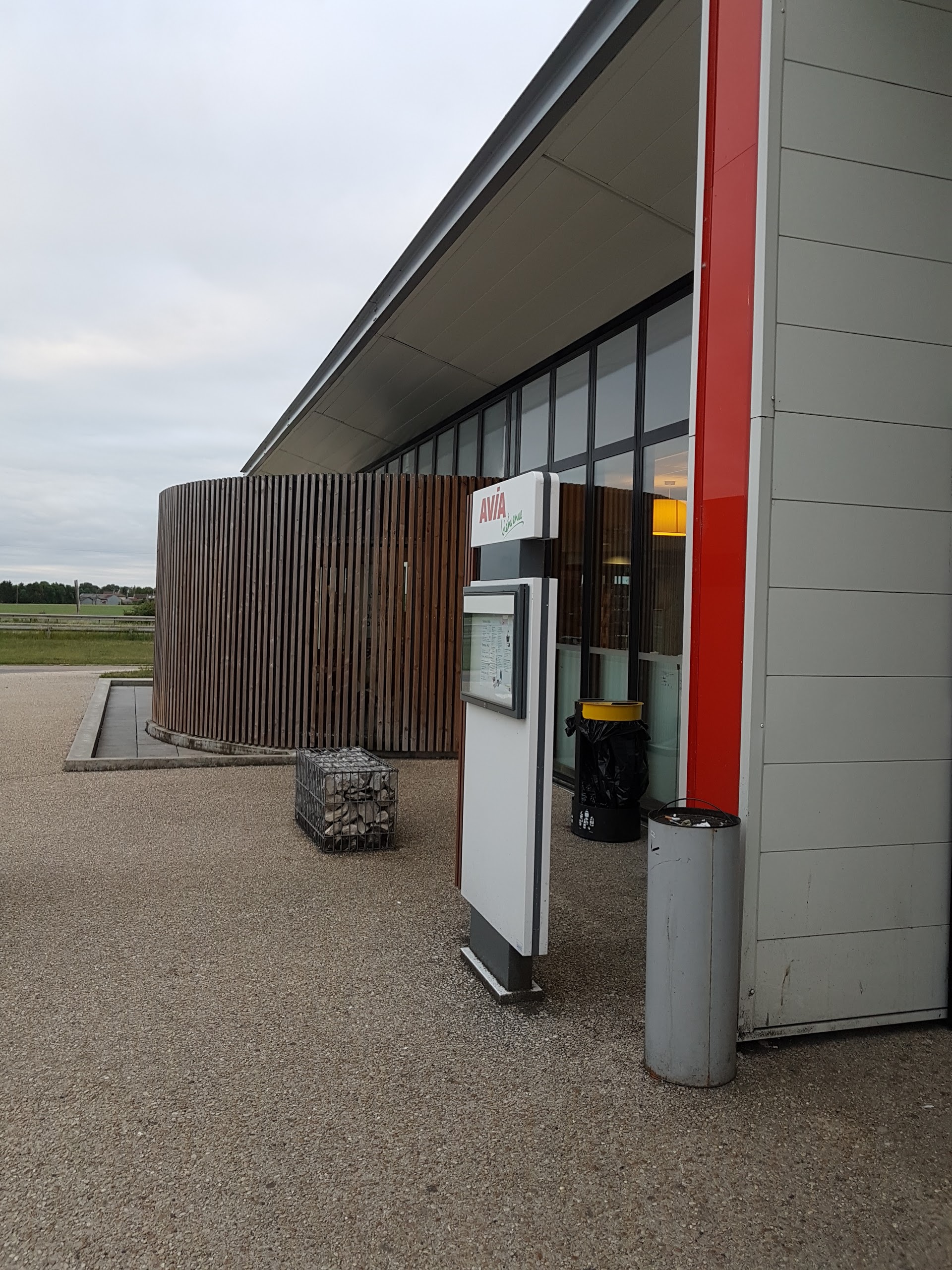 Photo n° 2 de l'avis de samir.e fait le 12/06/2017 à 04:21