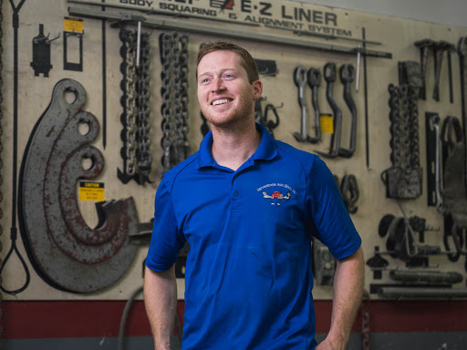 Auto Body Shop «Harvestowne Auto Body, Inc.», reviews and photos, 4532 S St Peters Pkwy, St Peters, MO 63304, USA