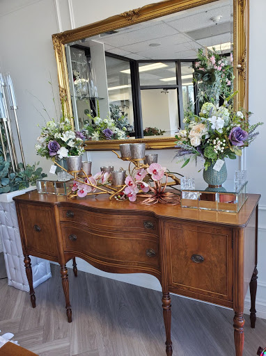 Florist «Royal Petals», reviews and photos, 188 E Wend St, Lemont, IL 60439, USA