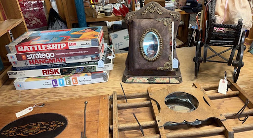 Flea Market «The Douglas Flea Market», reviews and photos, 436 NE Main St, Douglas, MA 01516, USA