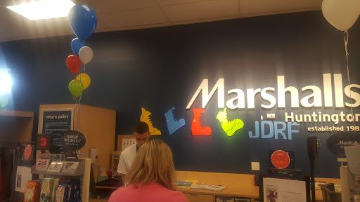 Department Store «Marshalls», reviews and photos, 839 New York Ave, Huntington, NY 11743, USA
