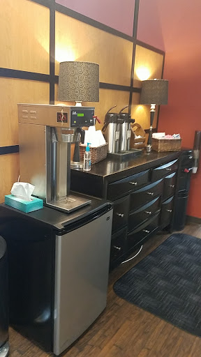 Used Car Dealer «Poquet Auto Sales, Inc.», reviews and photos, 800 Lilac Dr N, Golden Valley, MN 55422, USA