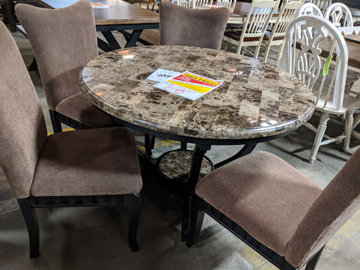 Mattress Store «Cox Warehouse Discount Furniture», reviews and photos, 1423 N JK Powell Ave, Whiteville, NC 28472, USA