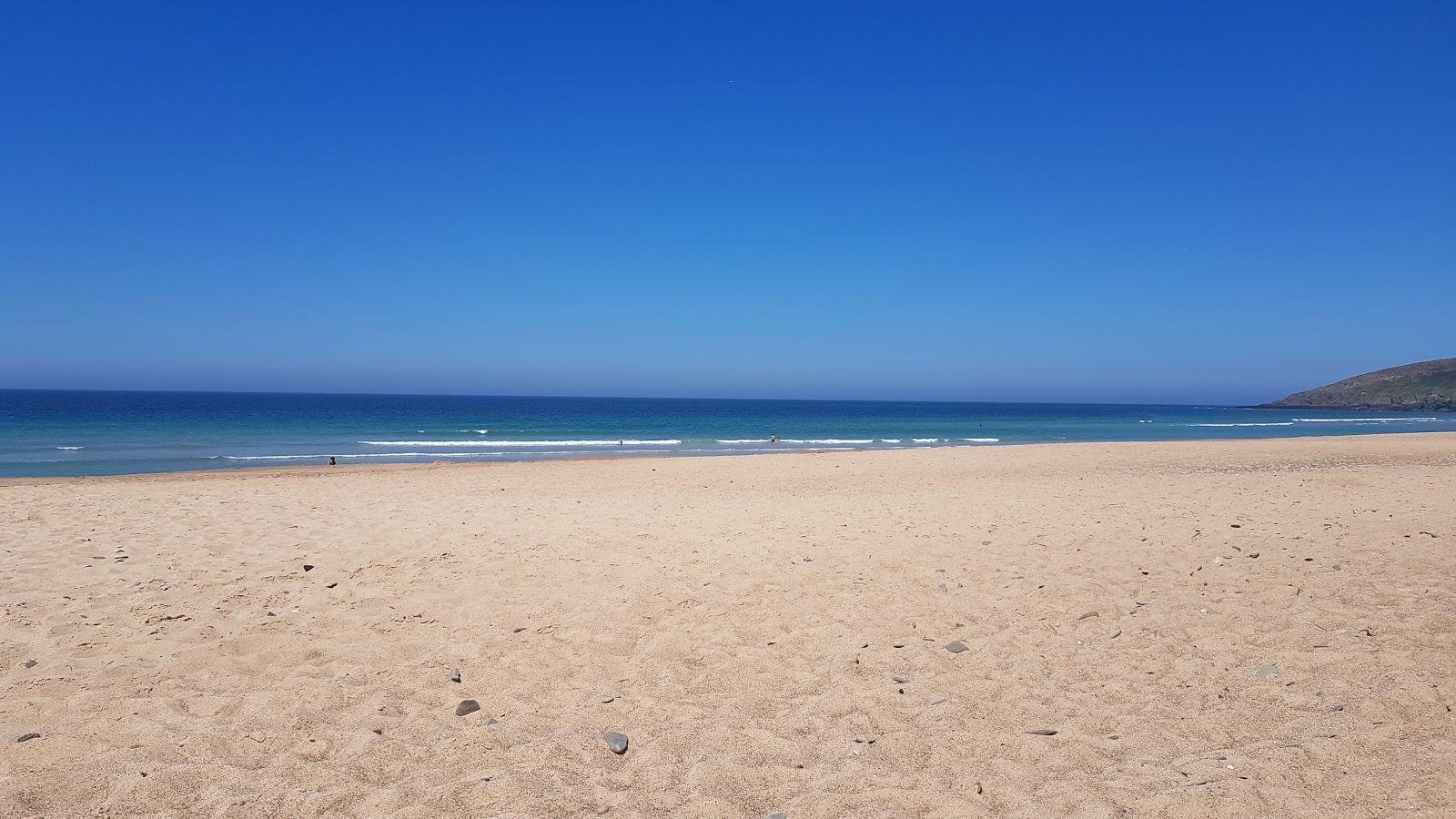 Foto av Plage District des Pieux och bosättningen