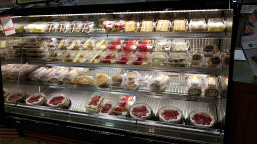 Supermarket «Giant Eagle Supermarket», reviews and photos, 1201 Mentor Ave, Painesville, OH 44077, USA