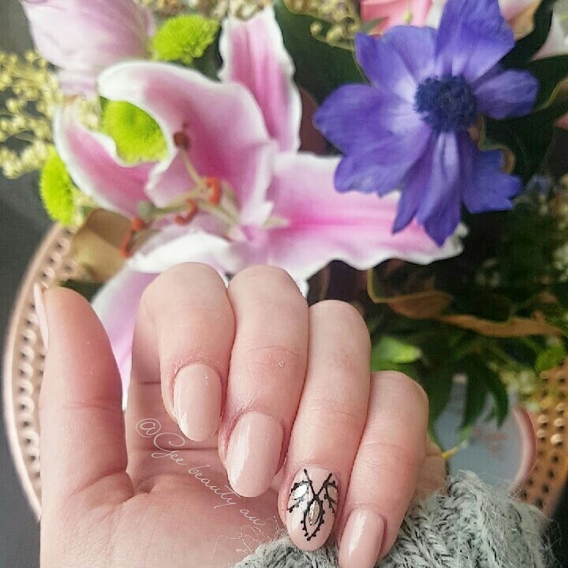 GEE Beauty & Nails