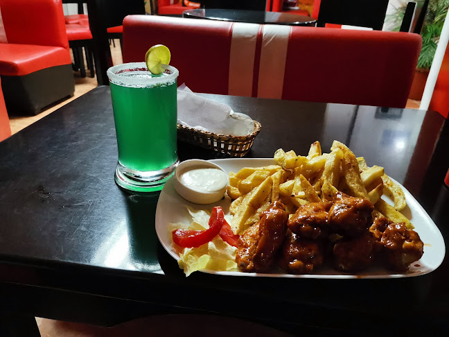 Opiniones de Mustang Wings & Beer en Loja - Restaurante