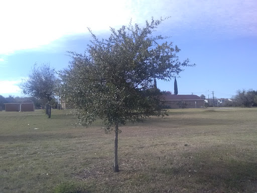 Park «Gilbert Garza Park», reviews and photos, 1450 Mira Vista, San Antonio, TX 78228, USA