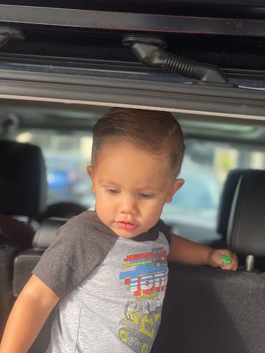 Hair Salon «Sport Clips Haircuts of Davie - Tower Shops», reviews and photos, 2052 S University Dr, Davie, FL 33324, USA