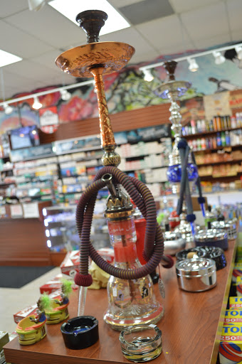 Tobacco Shop «American Smoke & Vape», reviews and photos, 217 E Army Trail Rd, Glendale Heights, IL 60139, USA