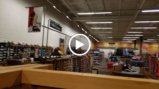 Shoe Store «DSW Designer Shoe Warehouse», reviews and photos, 2550 Solomons Island Rd, Annapolis, MD 21401, USA