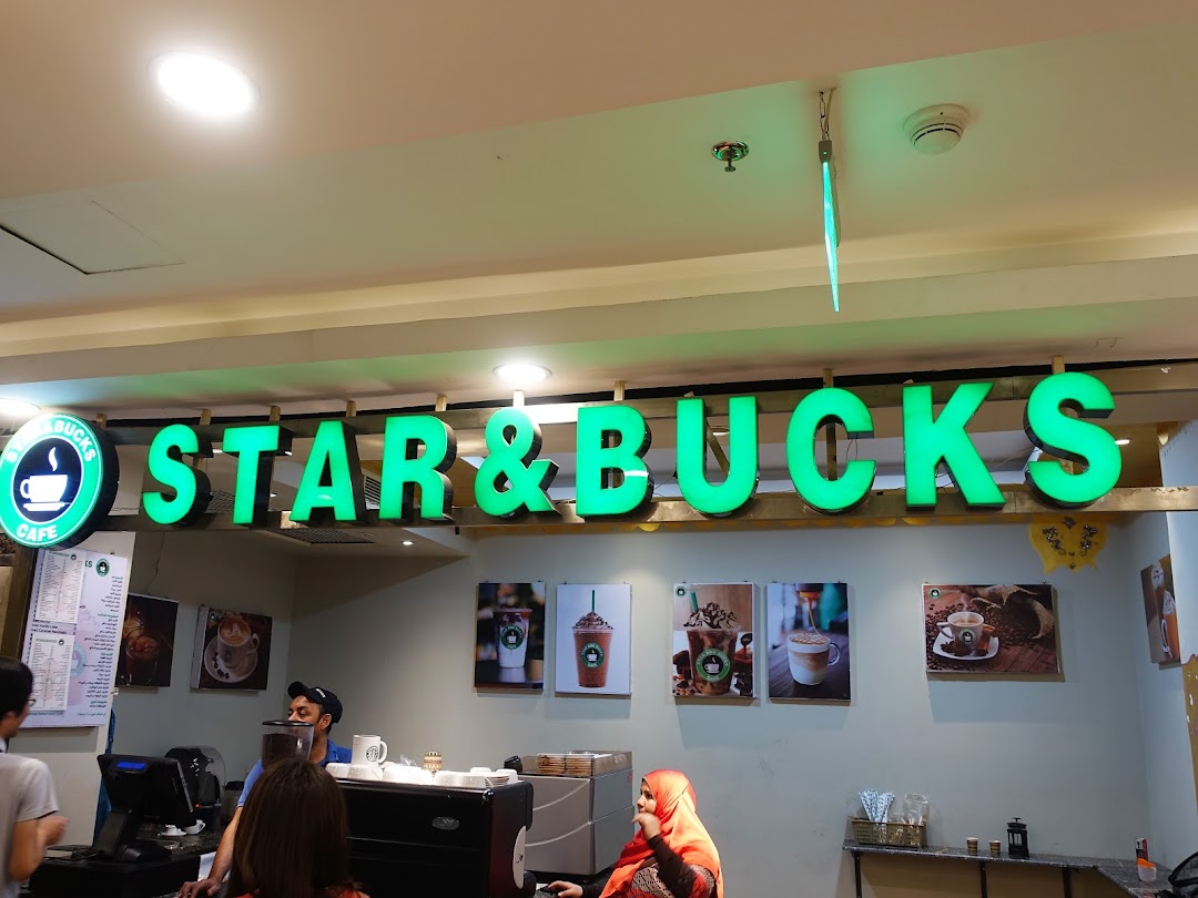 STAR & BUCKS CAFE