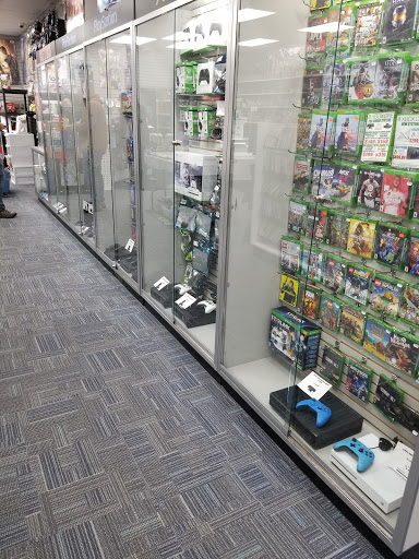 Video Game Store «Video Games Etc», reviews and photos, 902 W Kimberly Rd, Davenport, IA 52806, USA