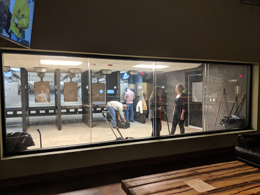 Gun Shop «Huron Valley Guns», reviews and photos, 143 S Milford Rd, Milford, MI 48381, USA