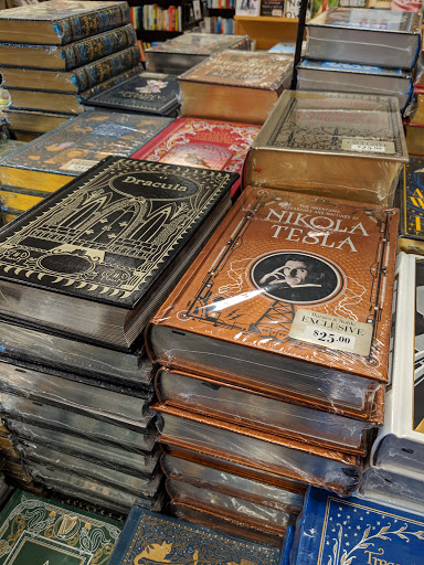 Book Store «Barnes & Noble», reviews and photos, 2000 E Rio Salado Pkwy #1032, Tempe, AZ 85281, USA