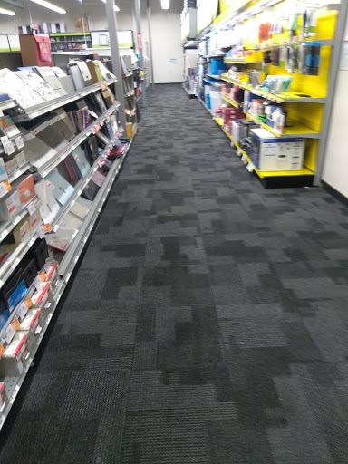 Office Supply Store «Staples», reviews and photos, 2330 Foothill Blvd, La Verne, CA 91750, USA