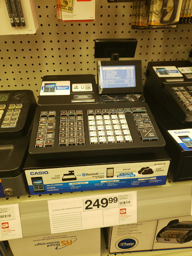 Office Supply Store «Staples», reviews and photos, 43313 Woodward Ave, Bloomfield Hills, MI 48302, USA