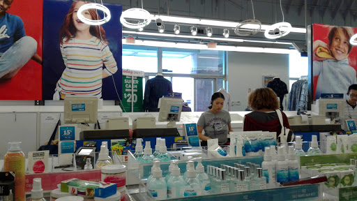 Clothing Store «Old Navy», reviews and photos, 9155 W Stockton Blvd, Elk Grove, CA 95758, USA