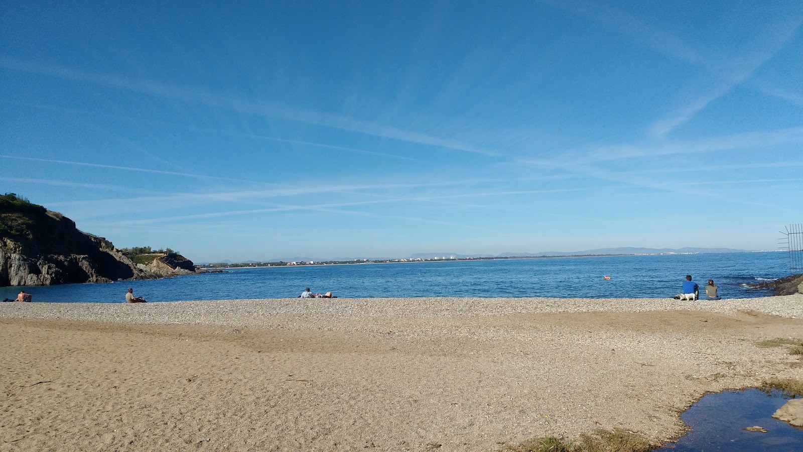 Photo of Ouille beach with spacious bay