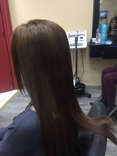 Beauty Salon «Crystal Hair & Nail Salon», reviews and photos, 1097 N State College Blvd, Anaheim, CA 92806, USA