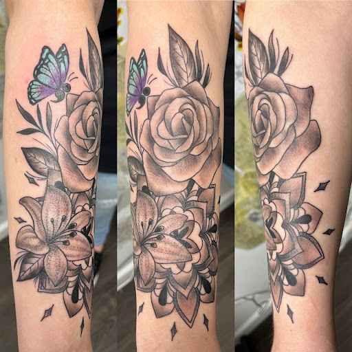 Explore cute face tattoo ideas, creative tattoo ideas in Gloucester City, available at 12 oz. Studios Tattoos and Piercing Brooklawn