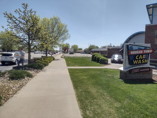Car Wash «Breeze Thru Car Wash - Longmont», reviews and photos, 1213 Ken Pratt Blvd, Longmont, CO 80501, USA