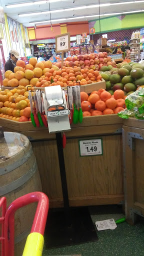 Grocery Store «La Plaza Market», reviews and photos, 515 McLaughlin Ave, San Jose, CA 95116, USA