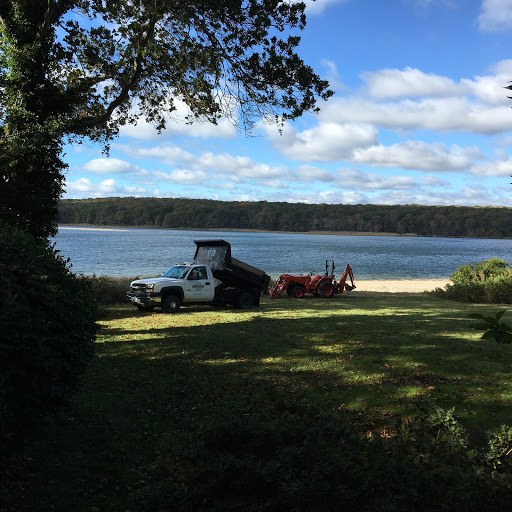Earth, Turf, & Snow Landscaper