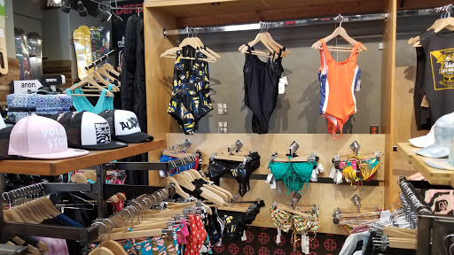 Snowboard Shop «Milo Snow and skate», reviews and photos, 905 Lincoln Way #300, Auburn, CA 95603, USA