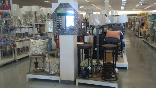 Home Goods Store «Tuesday Morning», reviews and photos, 2576 Eastern Blvd, Montgomery, AL 36117, USA