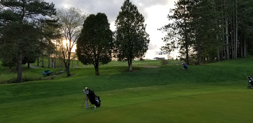 Golf Driving Range «Rolling Hills Golf Course», reviews and photos, 10739 Olean Rd, Chaffee, NY 14030, USA