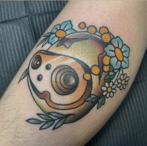 Tattoo Shop «Wild Wind Tattoo», reviews and photos, 1452 N Western Ave, Chicago, IL 60622, USA