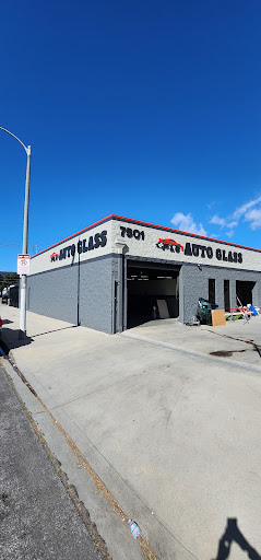 P&G Auto Glass image