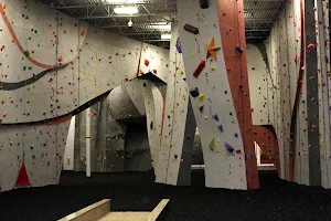 Vertical Endeavors–Glendale Heights image