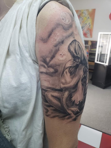 Explore memorial tattoo ideas for husband, creative tattoo ideas in Vinton, available at Cherry Bomb Tattoo and piercing