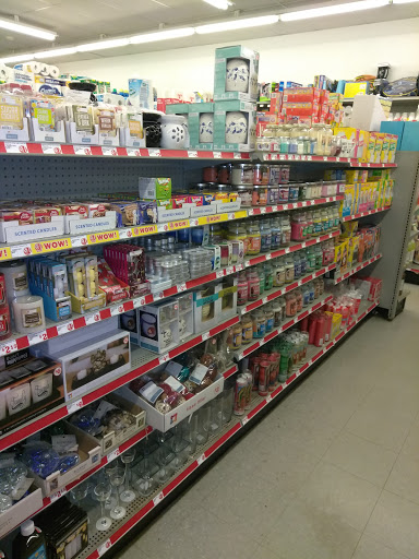 Discount Store «FAMILY DOLLAR», reviews and photos, 733 New Britain Ave, Newington, CT 06111, USA