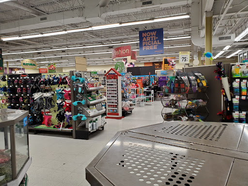 Pet Supply Store «Petco Animal Supplies», reviews and photos, 41 Narrows Shopping Center, Edwardsville, PA 18704, USA