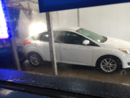 Car Wash «Simoniz Car Wash», reviews and photos, 19055 Biscayne Blvd, Miami, FL 33180, USA