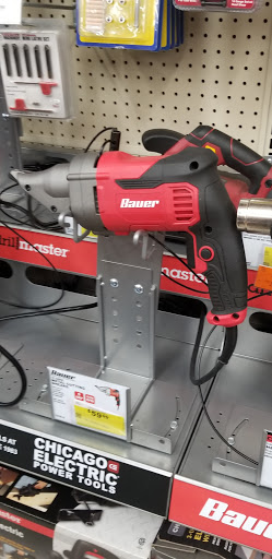 Hardware Store «Harbor Freight Tools», reviews and photos, 9131 College Pkwy STE 165, Fort Myers, FL 33919, USA