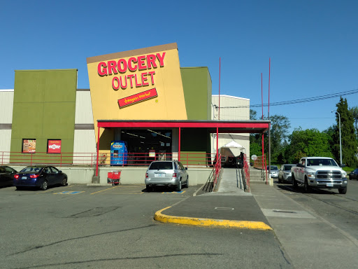 Grocery Outlet Bargain Market, 299 D St NE, Salem, OR 97301, USA, 