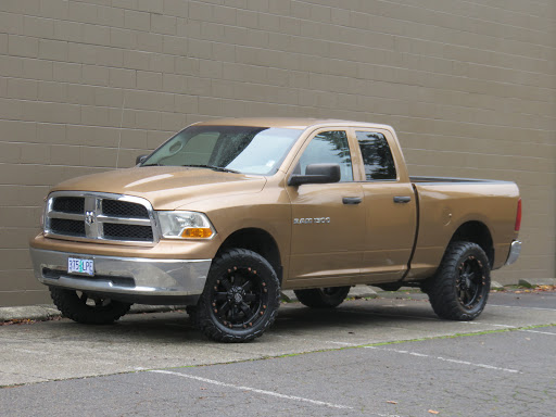 Used Car Dealer «Auto House LLC», reviews and photos, 3905 SE 82nd Ave, Portland, OR 97266, USA