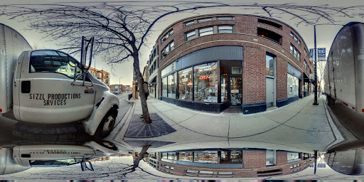 Tobacco Shop «Halsted Smoke Shop», reviews and photos, 3448 N Halsted St, Chicago, IL 60657, USA