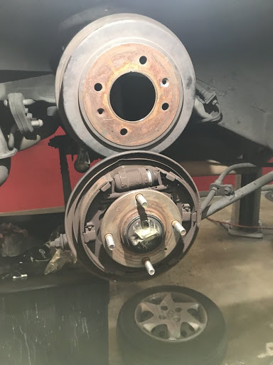 Auto Repair Shop «One Way Auto Repair & Services», reviews and photos, 1562 W Embassy St, Anaheim, CA 92802, USA