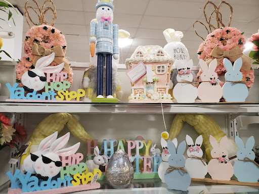 Department Store «T.J. Maxx & HomeGoods», reviews and photos, 221 N West End Blvd, Quakertown, PA 18951, USA